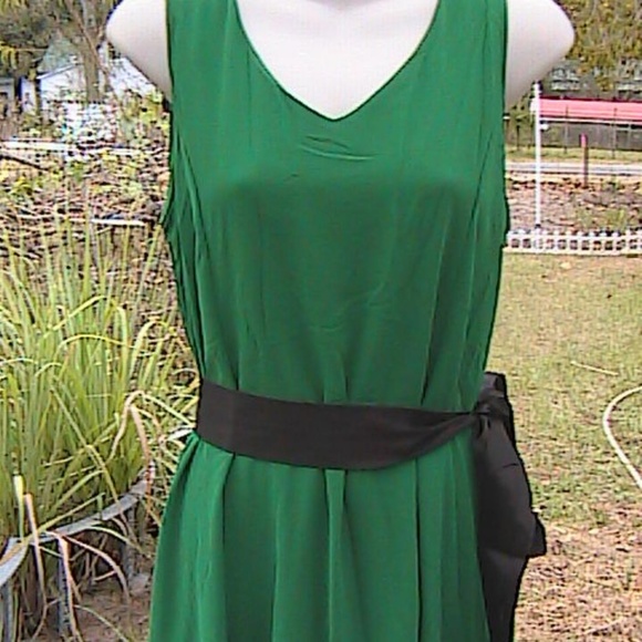 Green Sleeveless Summer Chiffon Casual Maxi Dress - Picture 3 of 8